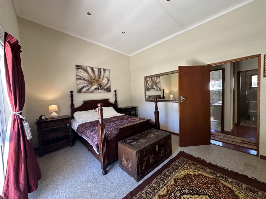 4 Bedroom Property for Sale in Barrydale Western Cape